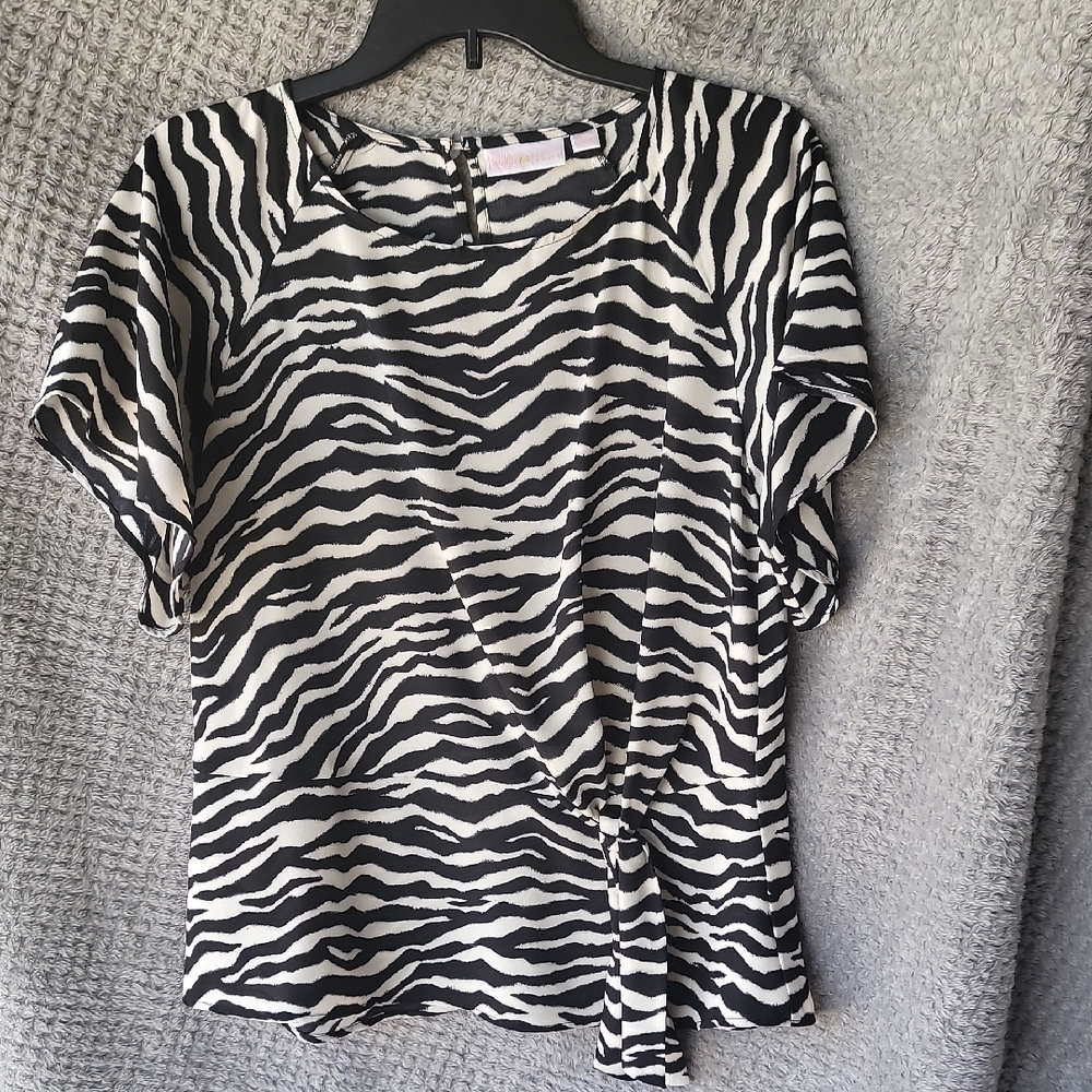 Belle by Kim Gravel Black and White Tie Front Blouse